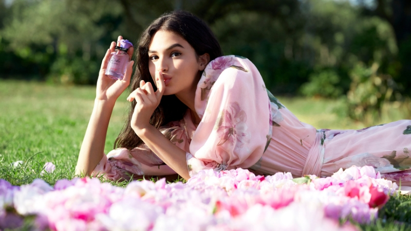 The female fragrance attracts men